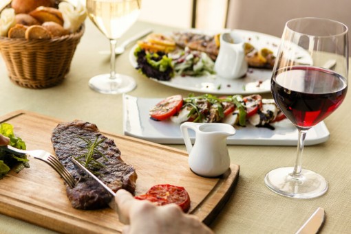 Alimentação e bebidas
