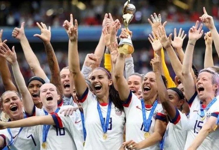 Follow USWNT Packages