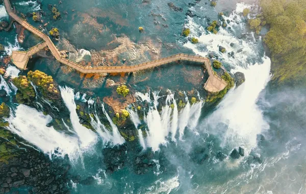 Dia 3: Brasil — O Panorama e um voo sobre as cataratas