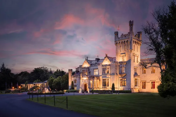 Ireland: a night in a castle estate