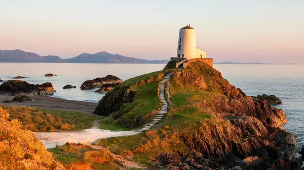 Discover Wales