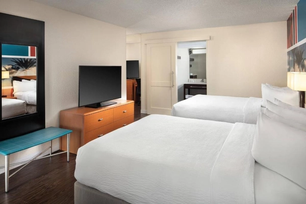 3★ Marriott Chain, Anaheim
