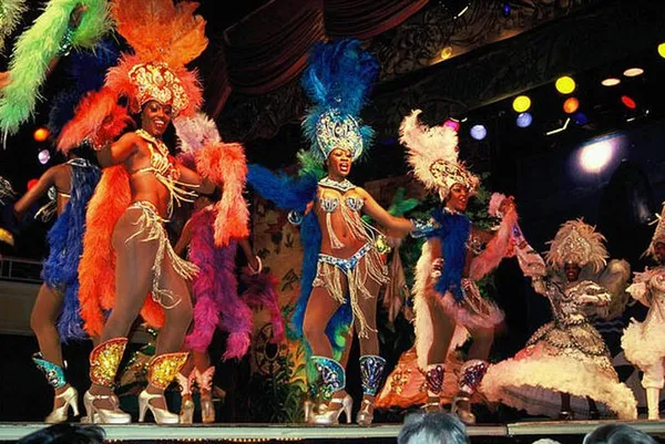 Dia 4: Dia livre + Samba