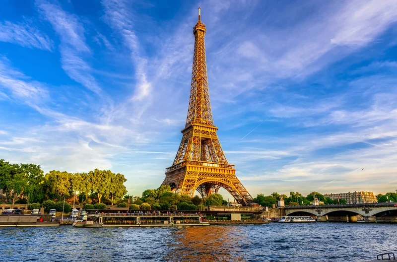 Day 2. Eiffel Tower Dedicated Reserved Access