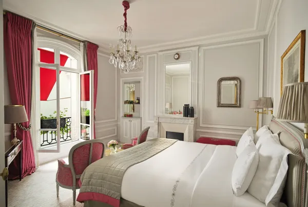 5★+ Hôtel Plaza Athénée